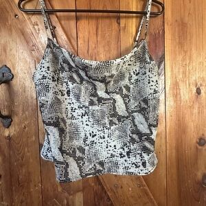 3/$20 bundle deal!!!! Kendall & Kylie Monochrome Snake Print Top whimsigoth